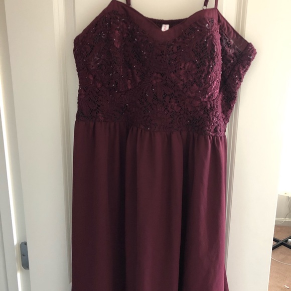 Maroon Lace Top Dress - Picture 1 of 2